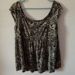 Torrid Black & White Floral Blouse Sz 2X